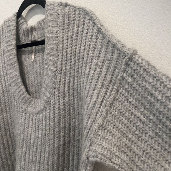 Free People Blue Bell V Neck Sweater In Light Heather Sz Xs Oversized Preppy - Picture 6 of 9